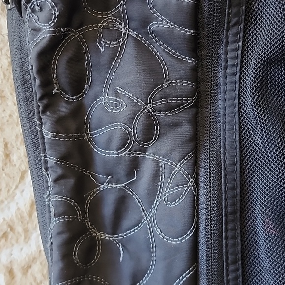 Lululemon Side Stage Dance Bag in Black GUC - Picture 14 of 14